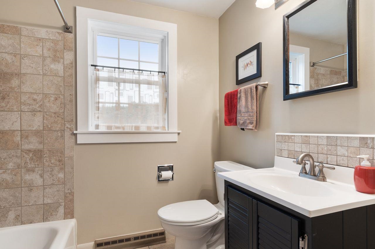 85 Post Road North Hampton, NH 03862 - Photo 19 of 38