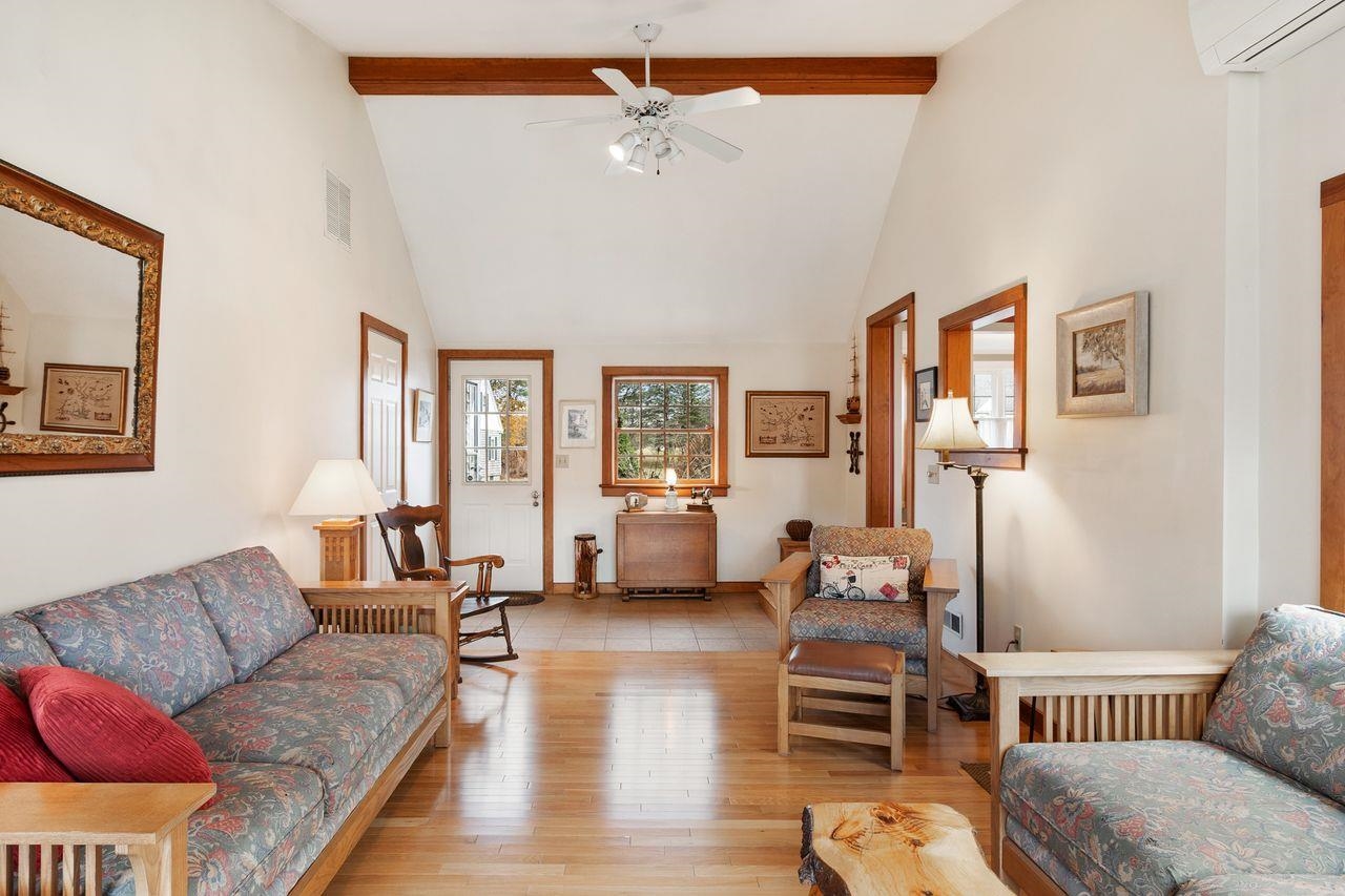 85 Post Road North Hampton, NH 03862 - Photo 5 of 38