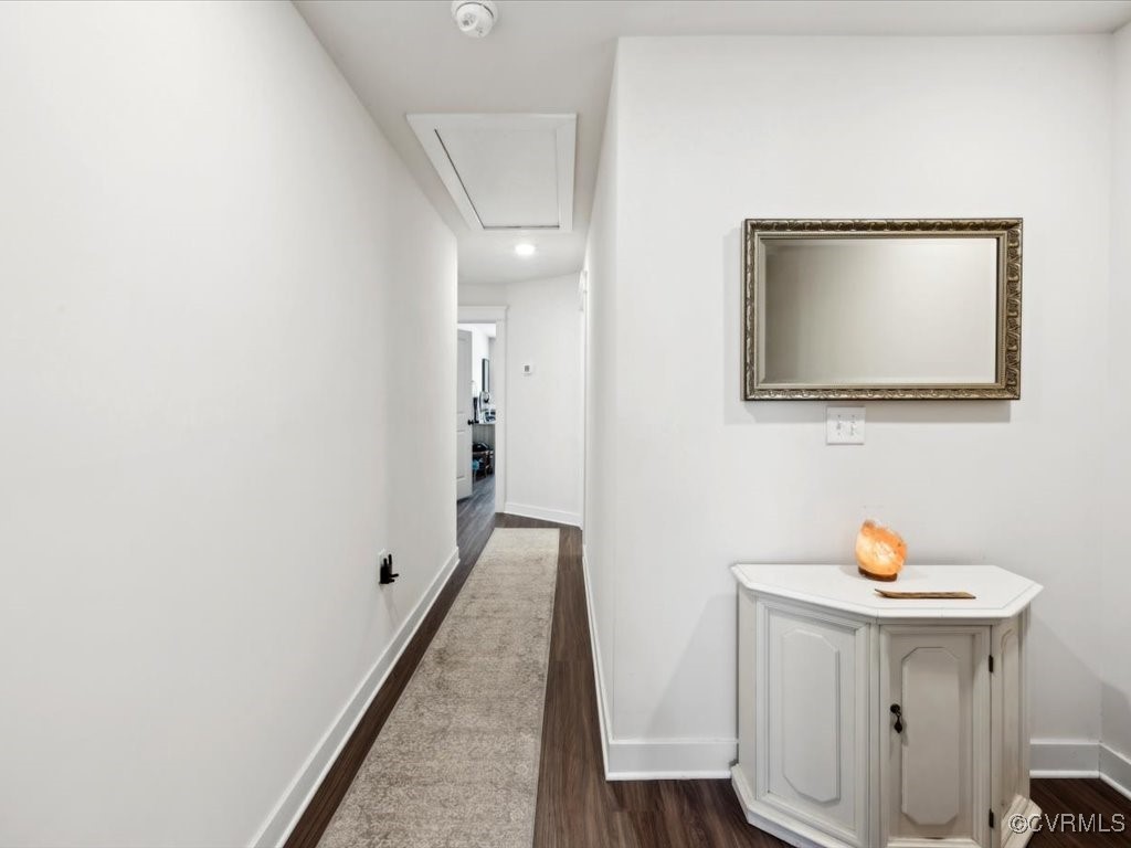3232 Gannet Lane Midlothian, VA 23112 - Photo 34 of 48 a bathroom with a sink and a mirror