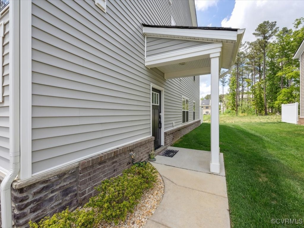 3232 Gannet Lane Midlothian, VA 23112 - Photo 37 of 48 a view of a back yard of the house