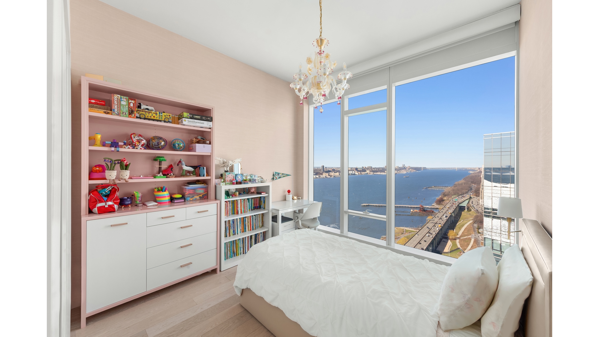 30 Riverside Boulevard, Unit 36B Manhattan, NY 10069 - Photo 9 of 27