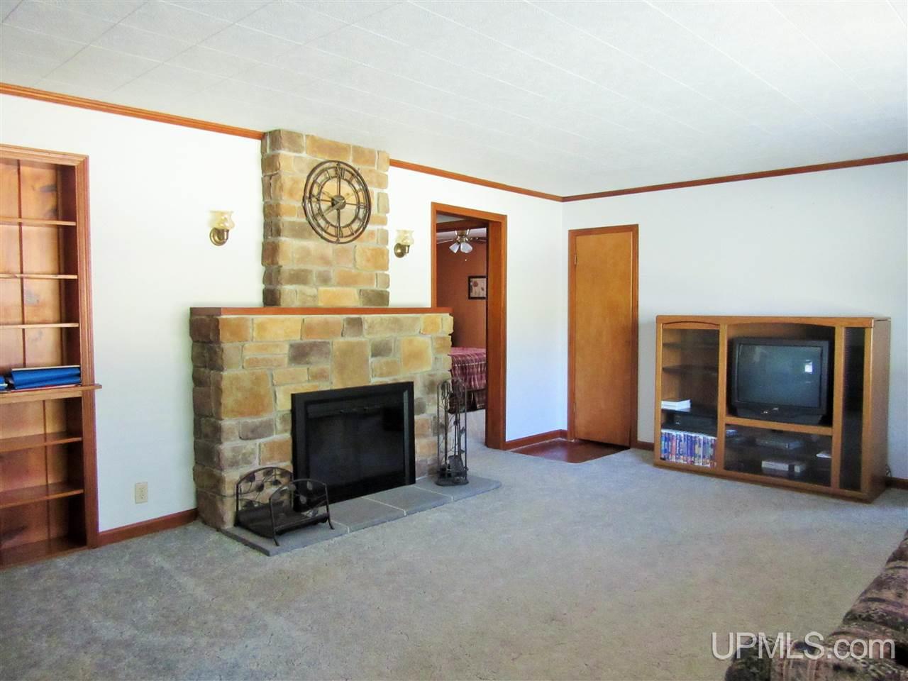 876 North Co Road Manistique, MI 49854 - Photo 19 of 30