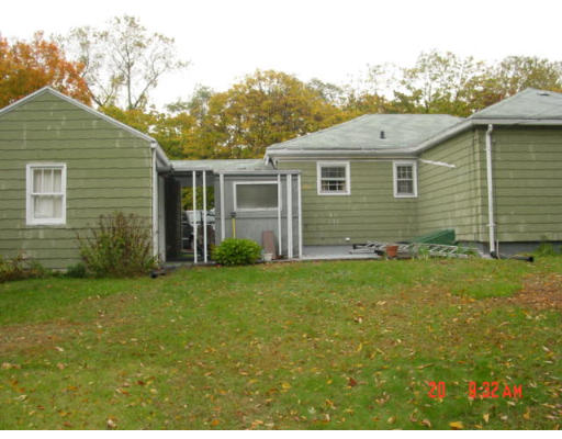 26 Croyden Terrace Springfield, MA 01107 - Photo 4 of 4 Gallery Image 4