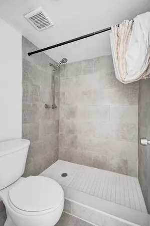 $2,475 | 1801 South Treasure Drive, Unit 528, North Bay Village, FL 33141