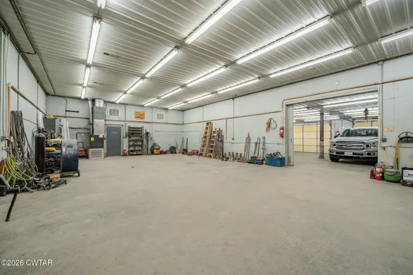 a view of parking area