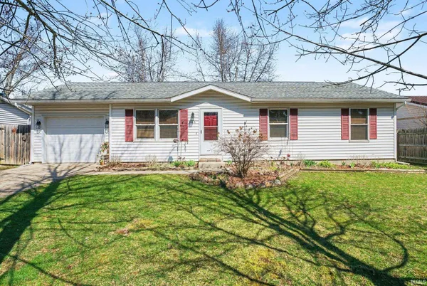 $195,000 | 306 West Hillside Drive, Syracuse, IN 46567