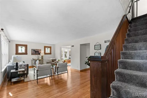$385,000 | 3935 McCausland Avenue, St. Louis, MO 63109