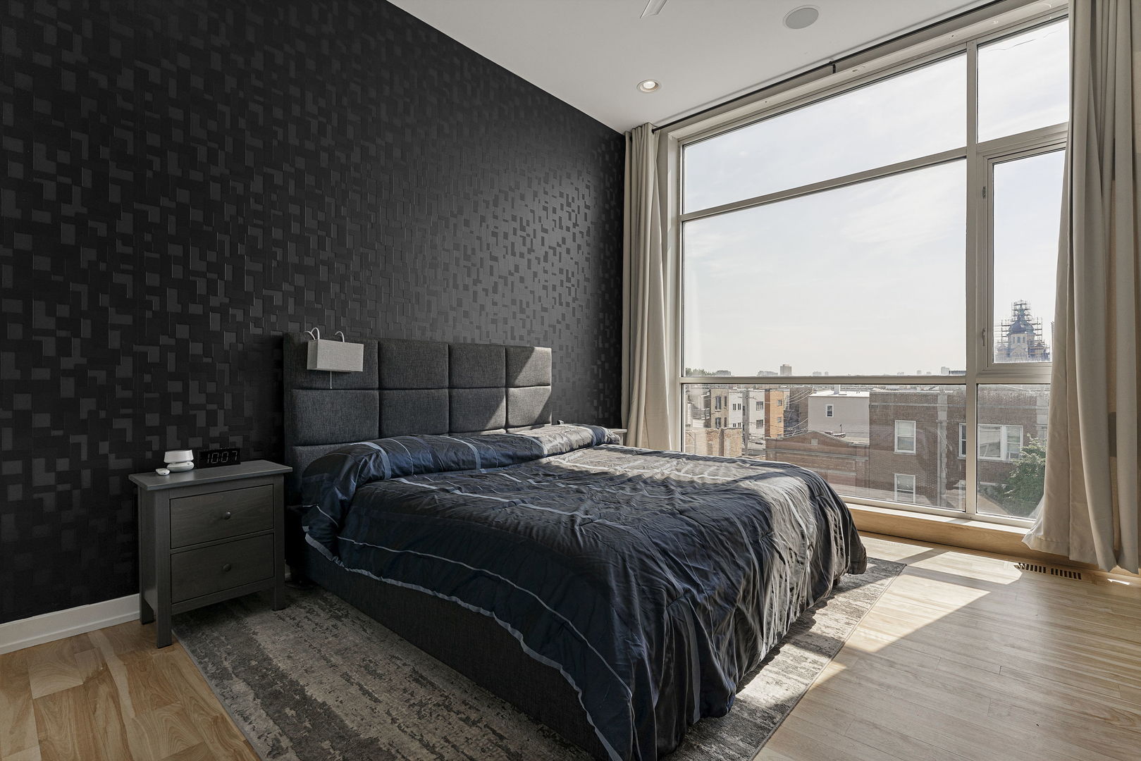 2408 West Rice Street, Unit 403 Chicago, IL 60622 - Photo 14 of 29