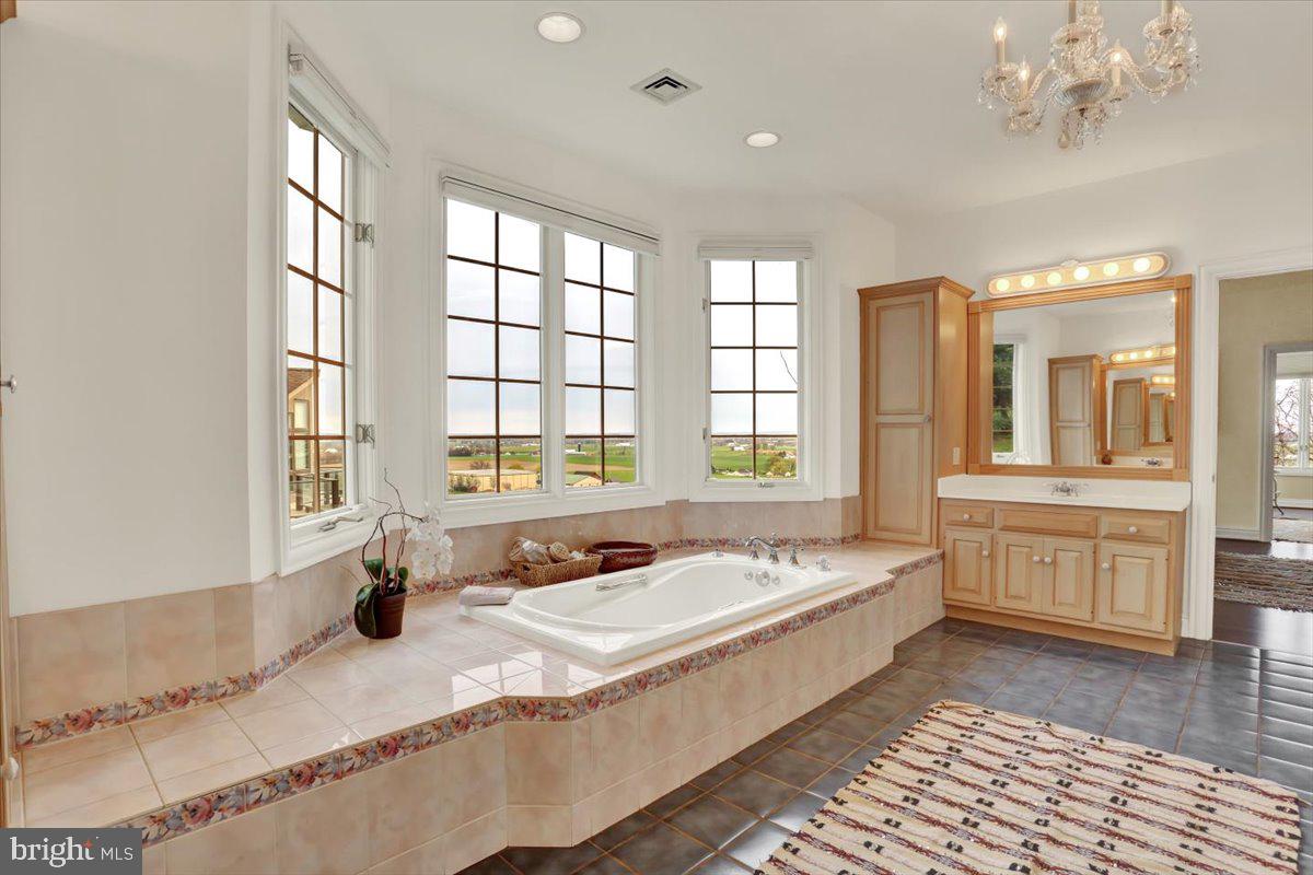 13 Apple Hill Drive Lititz, PA 17543 - Photo 22 of 101