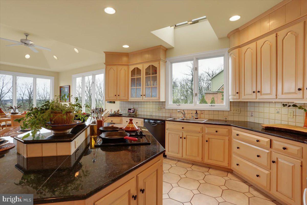 13 Apple Hill Drive Lititz, PA 17543 - Photo 36 of 101