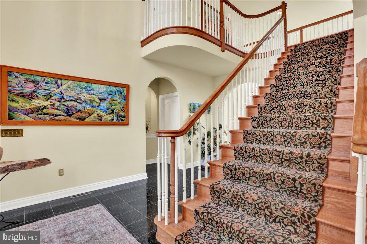 13 Apple Hill Drive Lititz, PA 17543 - Photo 8 of 101