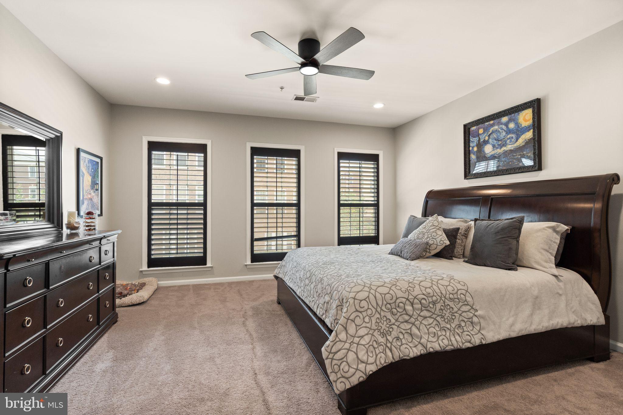 42793 Burrell Square Ashburn, VA 20147 - Photo 18 of 39 Primary bedroom