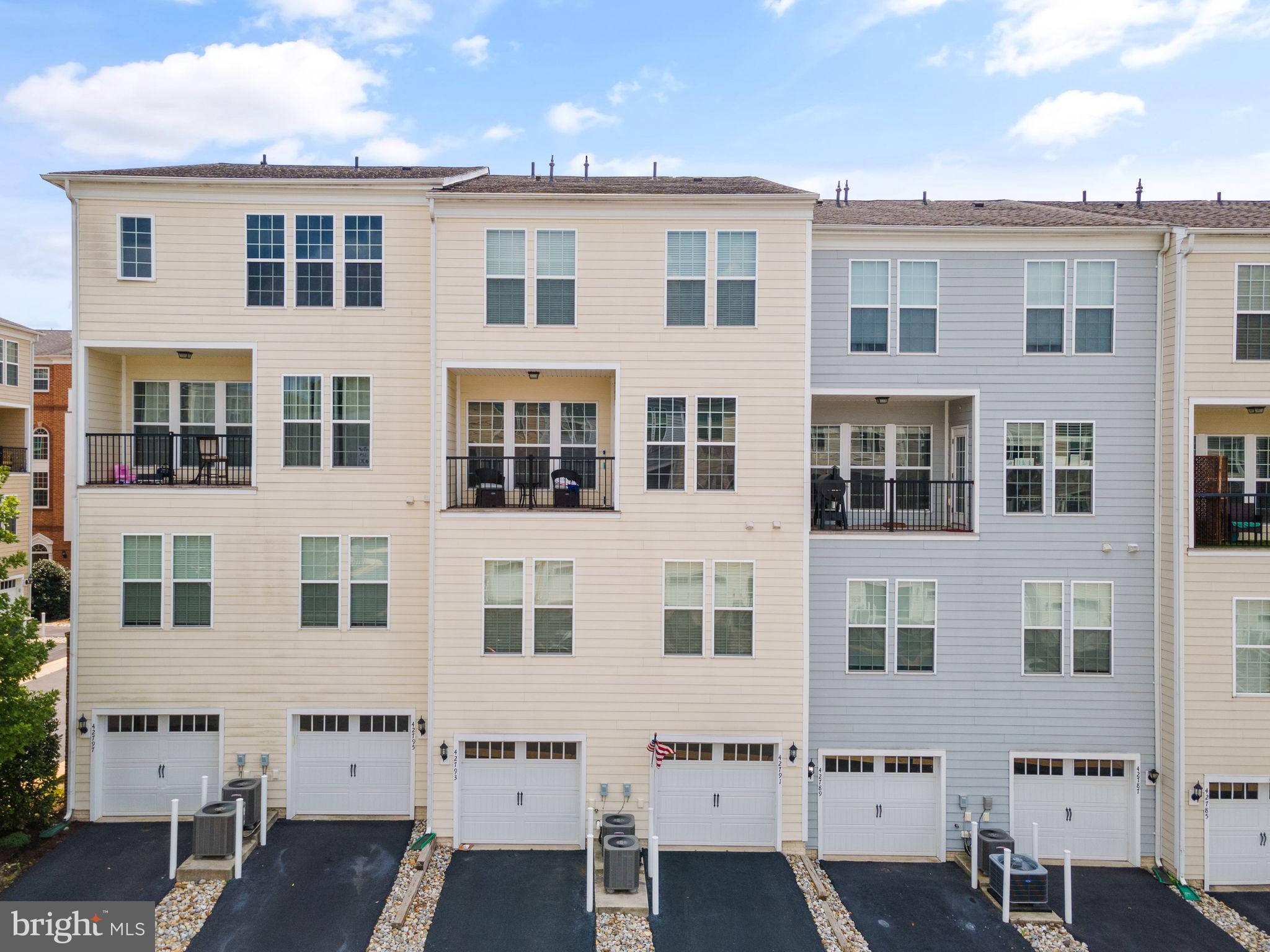 42793 Burrell Square Ashburn, VA 20147 - Photo 29 of 39