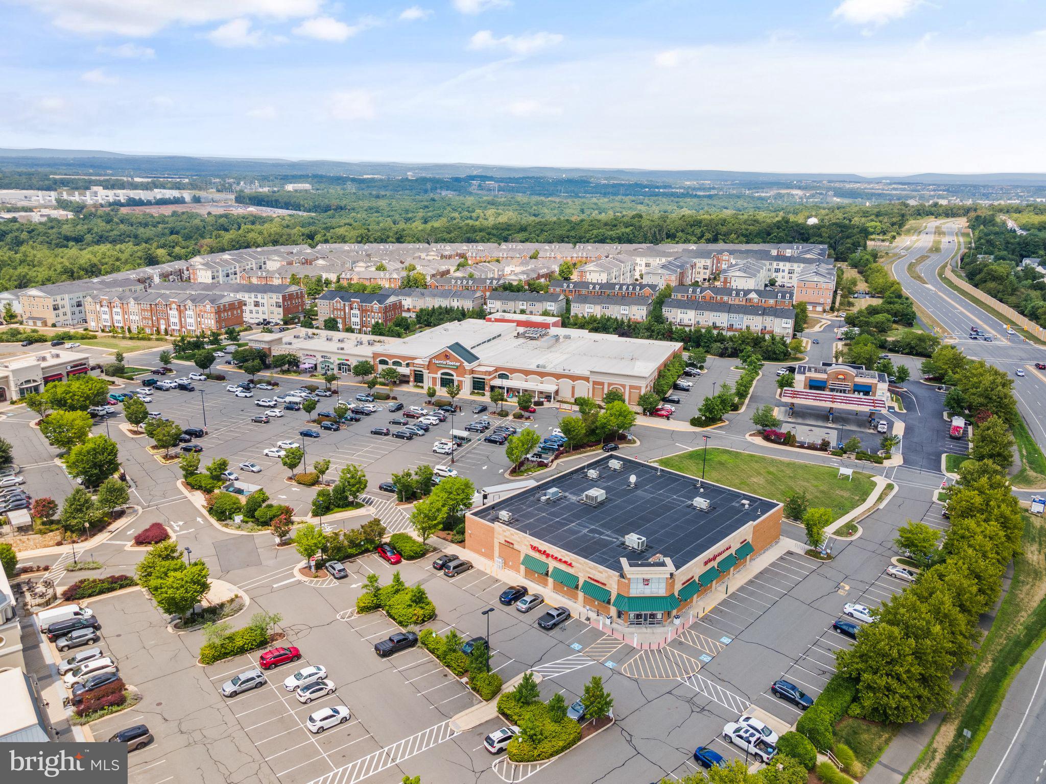 42793 Burrell Square Ashburn, VA 20147 - Photo 36 of 39