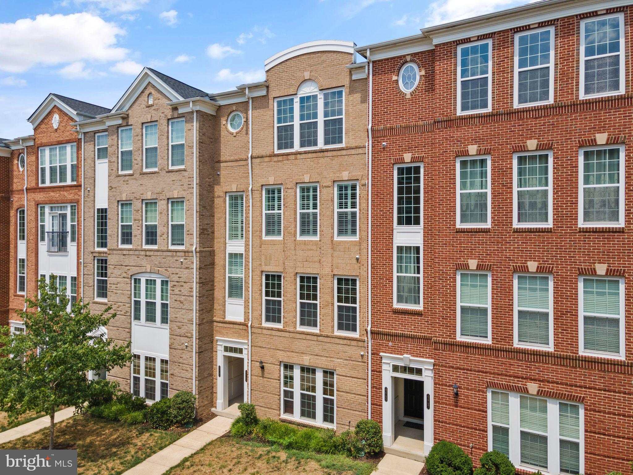 42793 Burrell Square Ashburn, VA 20147 - Photo 4 of 39