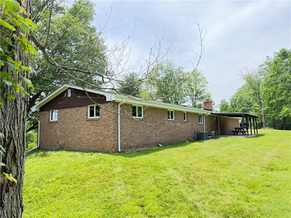 207 Munntown Road Eighty Four, PA 15330 - Photo 2 of 19