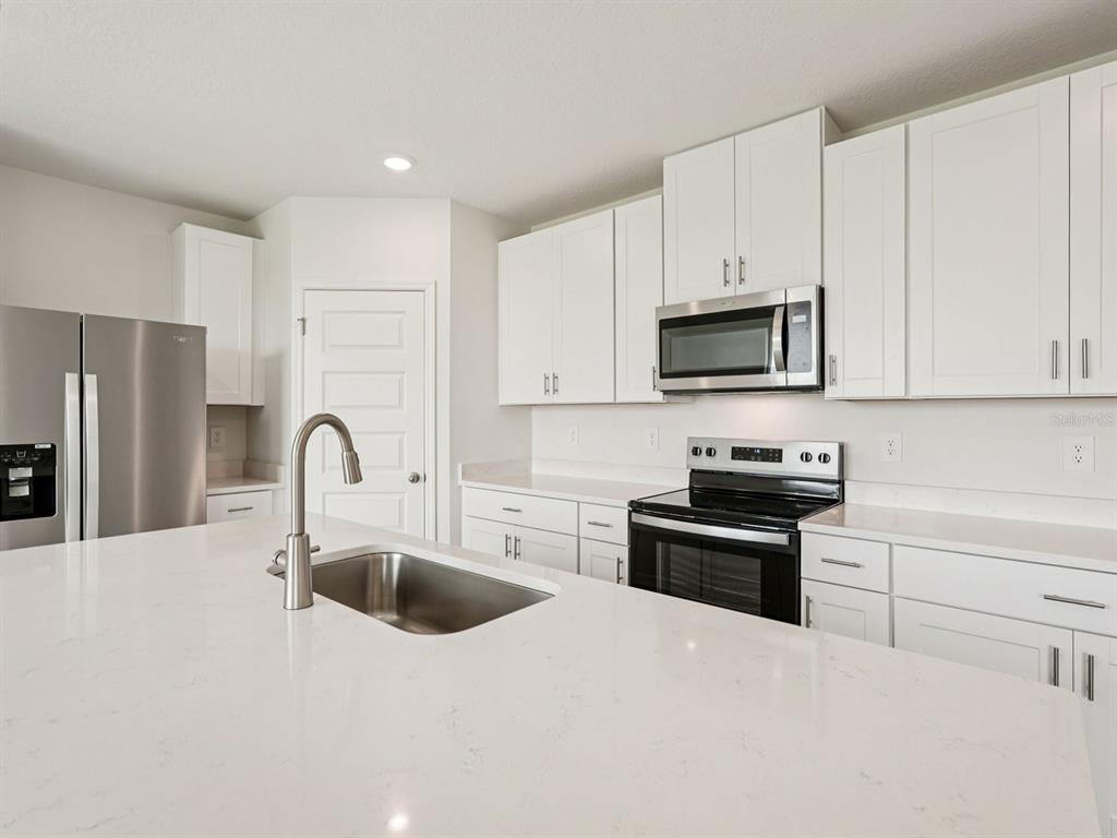 13505 Shellmore Avenue Palmetto, FL 34221 - Photo 16 of 40