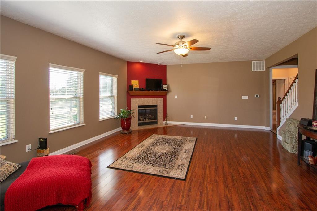 911 Schmitt Road Indianapolis, IN 46239 - Photo 5 of 25