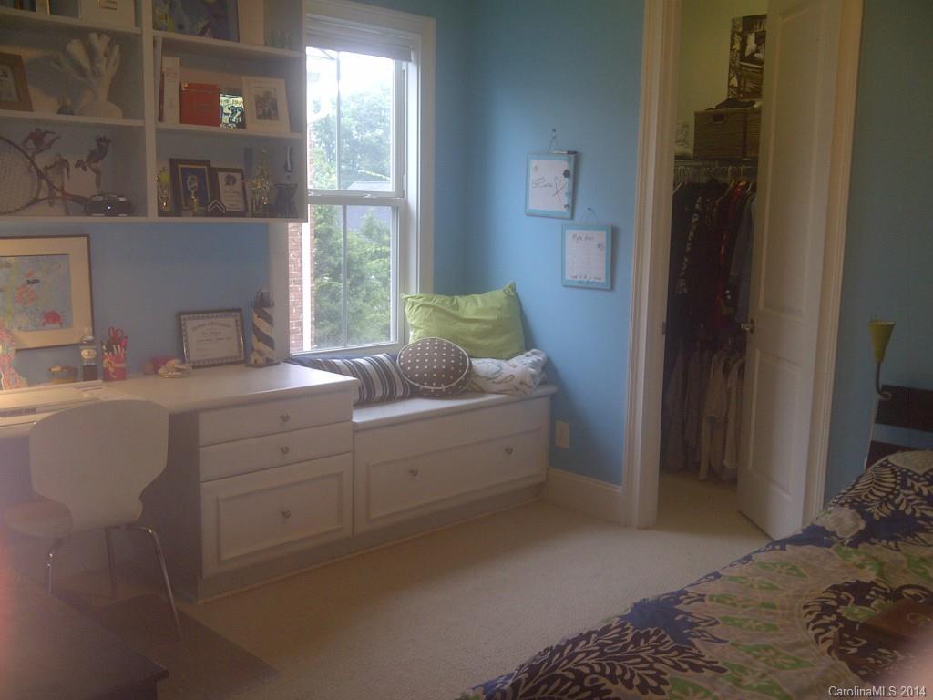9505 Wheatfield Road, Unit 9505 Charlotte, NC 28277 - Photo 7 of 13 Gallery Image 7
