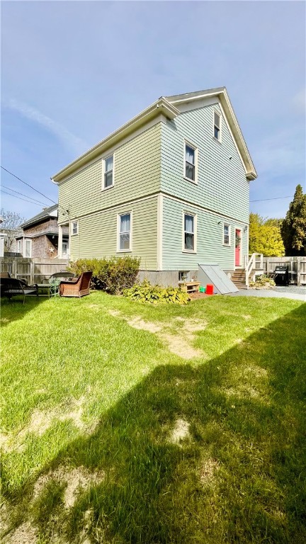 11 White Street Newport, RI 02840 - Photo 1 of 31