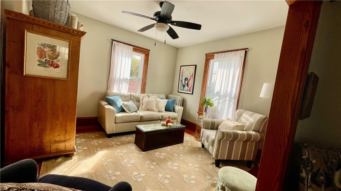 11 White Street Newport, RI 02840 - Photo 16 of 31