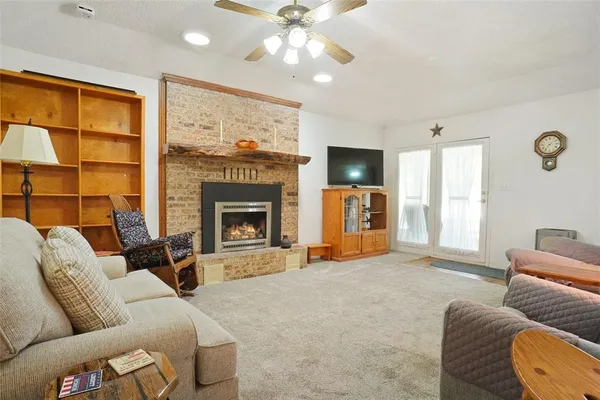$339,000 | 642 Half Moon Way, Runaway Bay, TX 76426