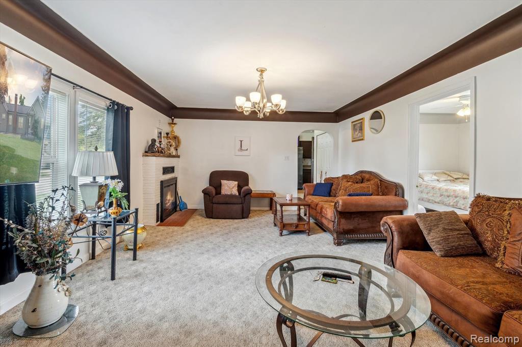 1326 Reid Road Grand Blanc, MI 48439 - Photo 9 of 49 Gallery Image 9
