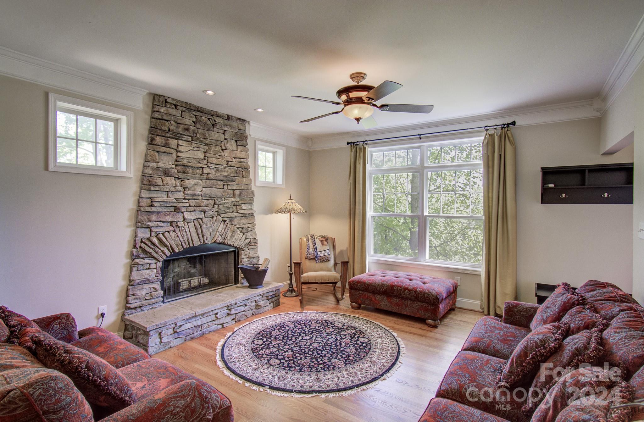 12 Homewood Road Candler, NC 28715 - Photo 9 of 46 Gallery Image 9