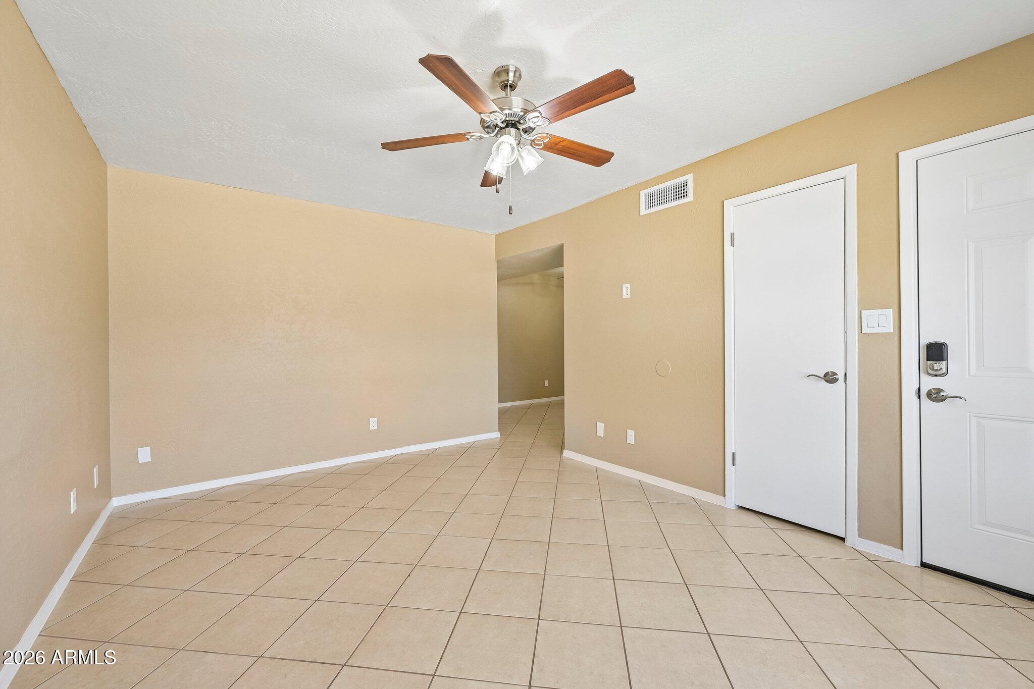113 North Ridge Circle Mesa, AZ 85203 - Photo 5 of 35