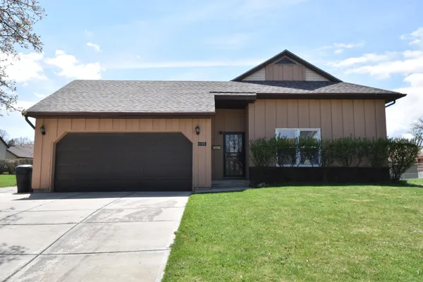 $274,900 | 1125 West Lloyd Street, Milwaukee, WI 53205