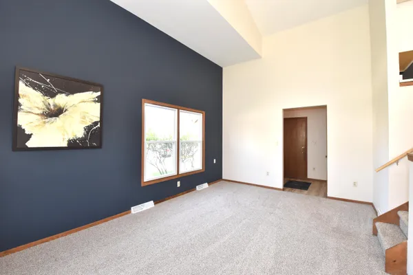 $274,900 | 1125 West Lloyd Street, Milwaukee, WI 53205