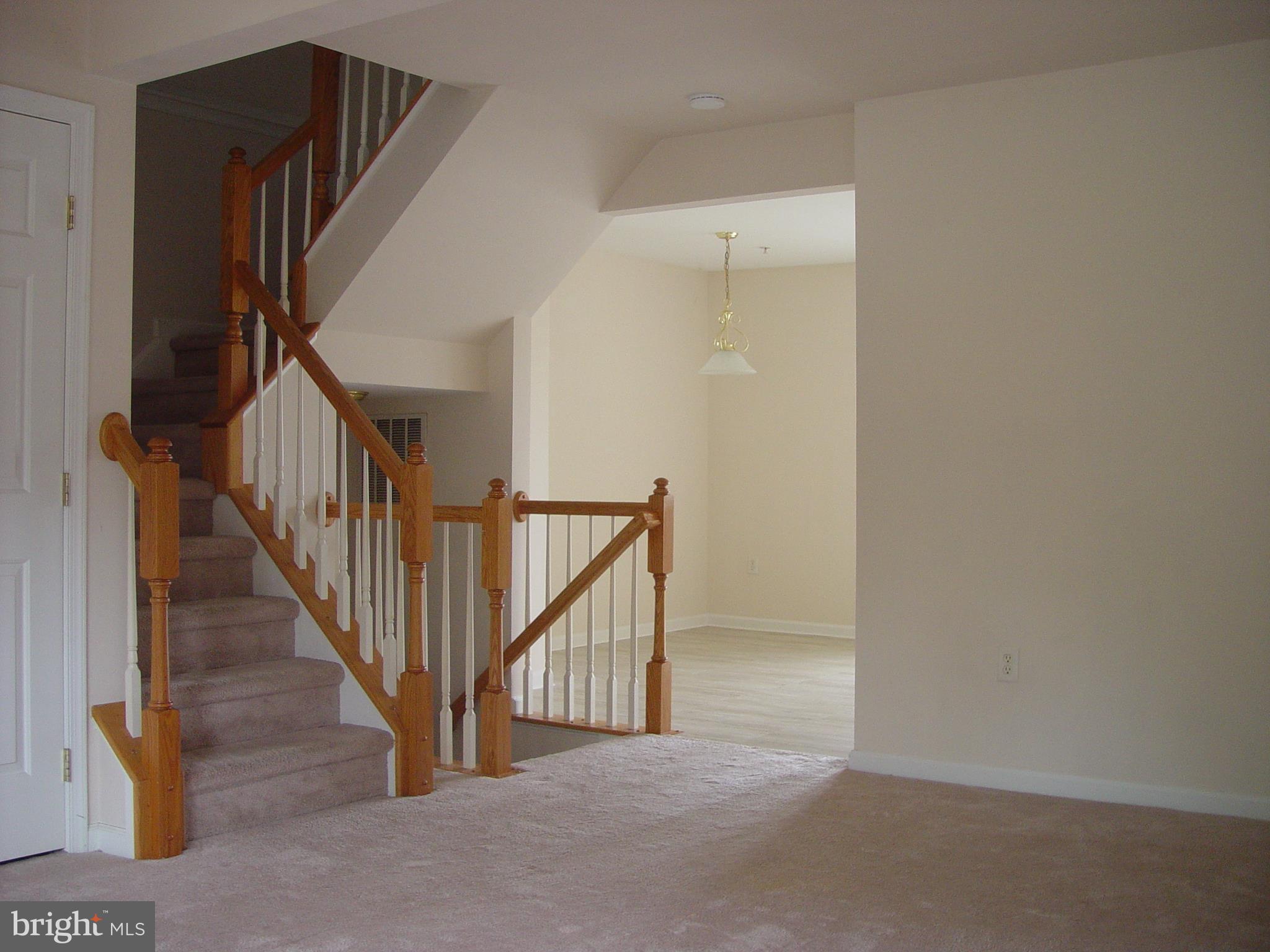 2102 Orchard View Road Reading, PA 19606 - Photo 13 of 21 living room