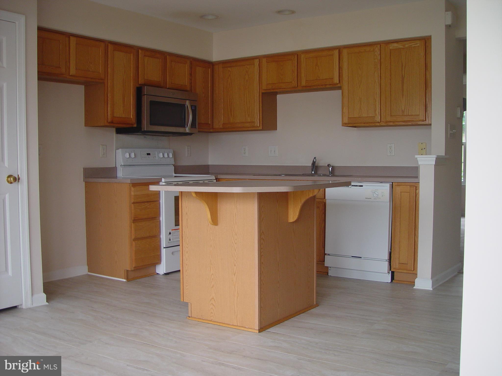 2102 Orchard View Road Reading, PA 19606 - Photo 4 of 21 kitchen