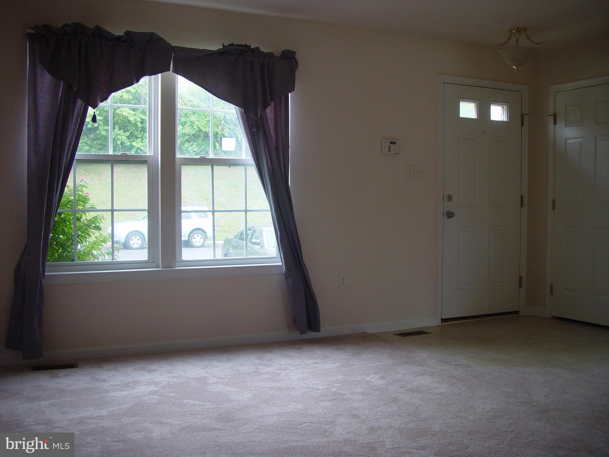 2102 Orchard View Road Reading, PA 19606 - Photo 10 of 21 living room