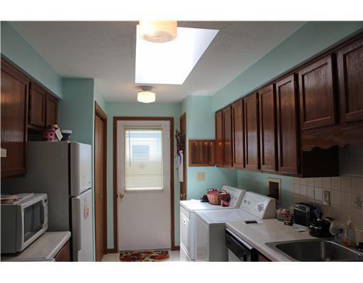 4534 Ridgewood Road East Springfield, OH 45503 - Photo 7 of 9
