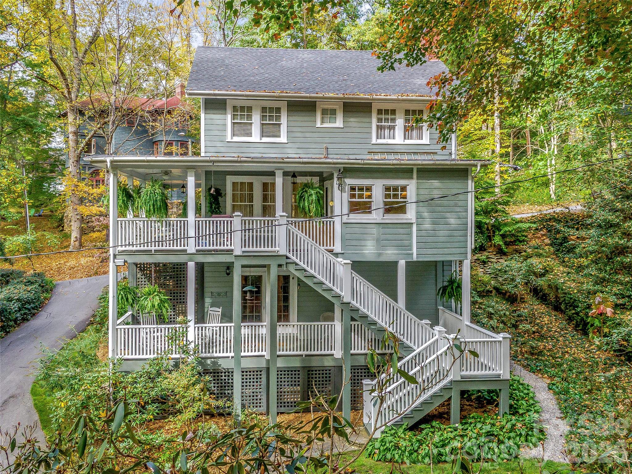 67 Cherokee Road Asheville, NC 28801 - Photo 31 of 39