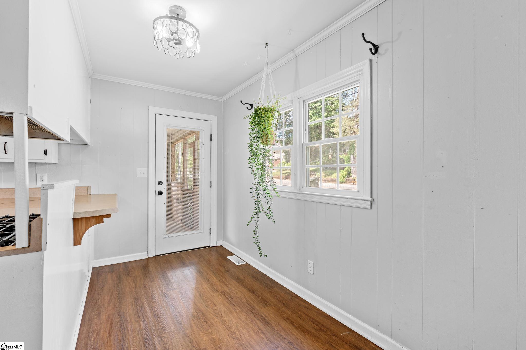 106 Morrow Street Greer, SC 29650 - Photo 13 of 28