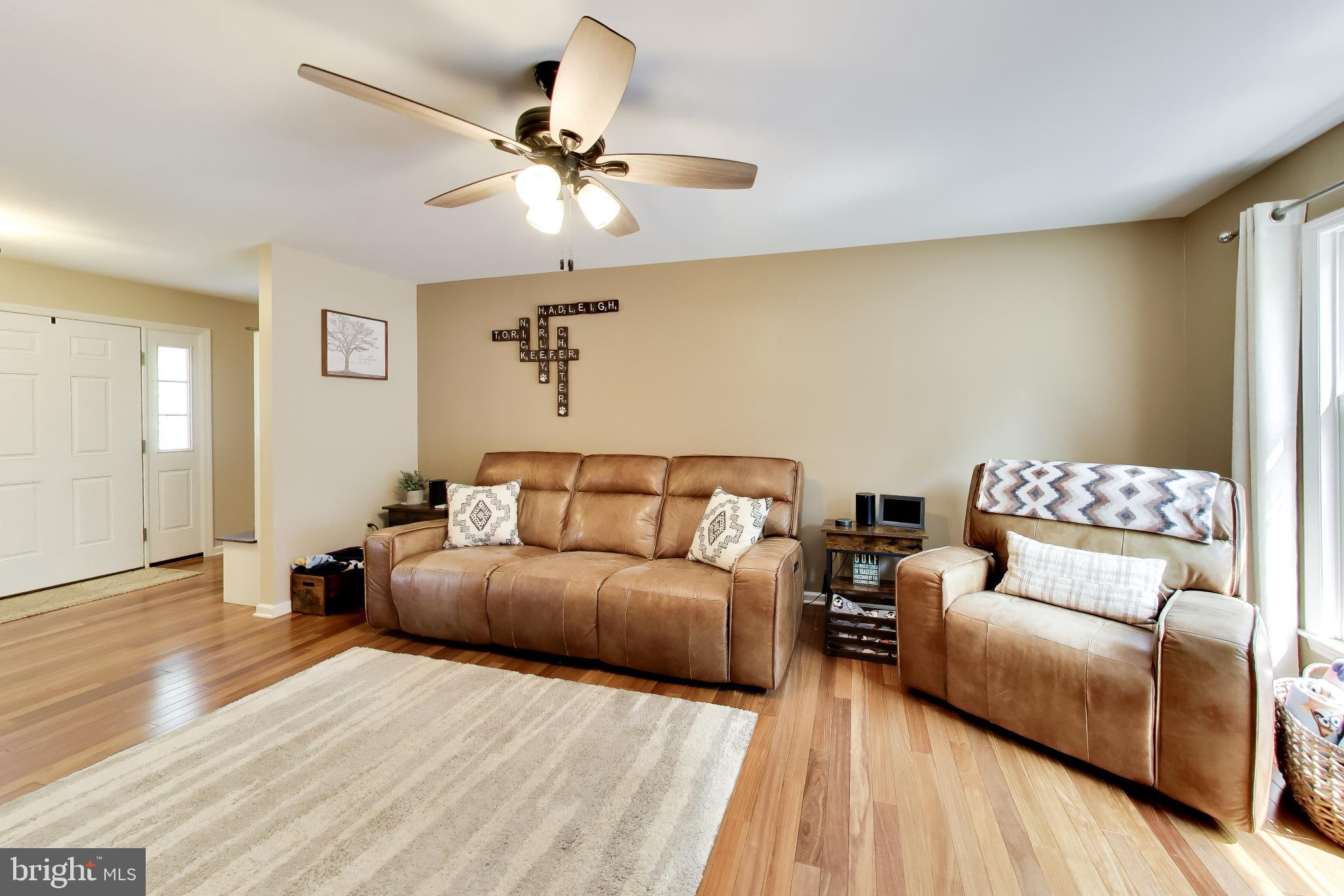 12205 Warner Road Keymar, MD 21757 - Photo 12 of 66 Cozy living space with warm tones.