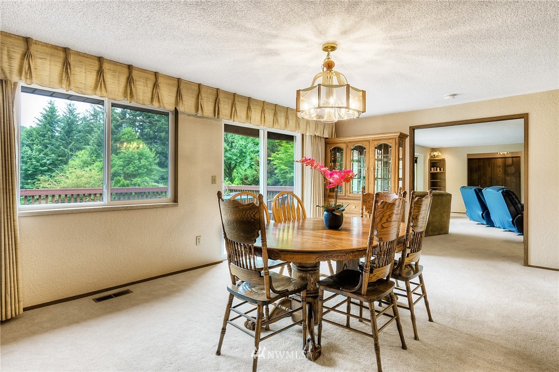 14320 200th Avenue Southeast Renton, WA 98059 - Photo 6 of 24
