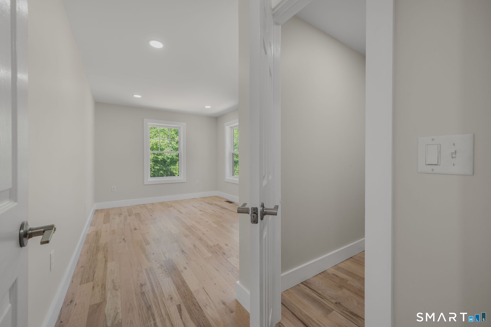 73 Cow Hill Road Clinton, CT 06413 - Photo 13 of 40