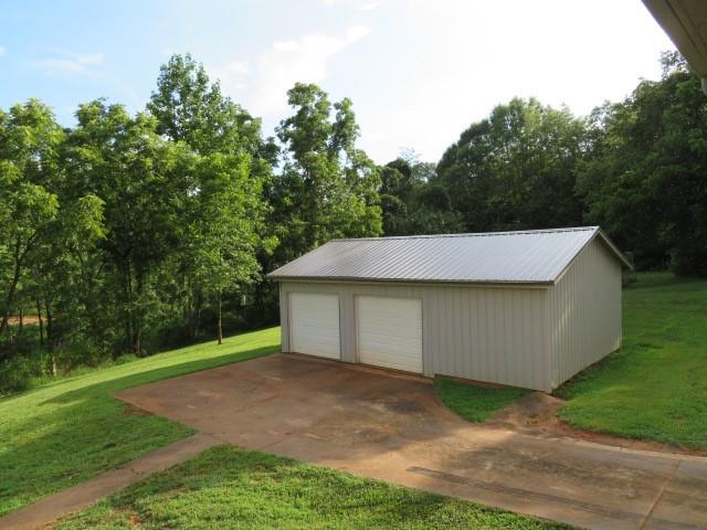 1588 Travis Road Conover, NC 28613 - Photo 18 of 22 Gallery Image 18