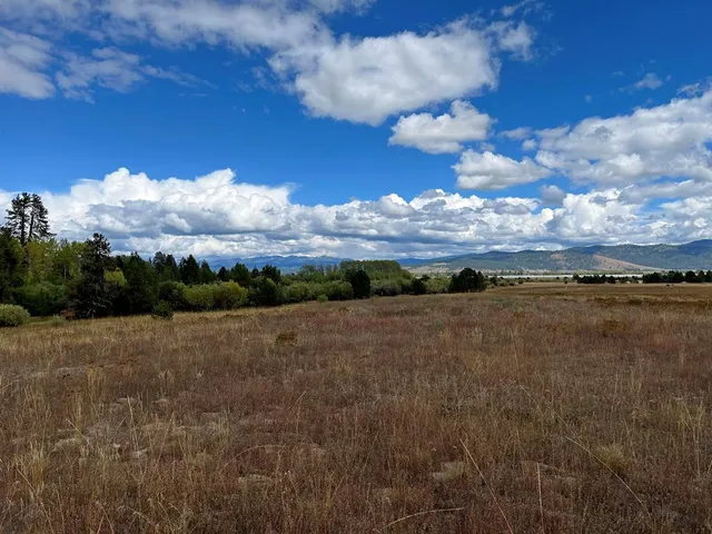 $425,000 | 42 Reno Vista Lane, Unit 70, Cascade, ID 83611