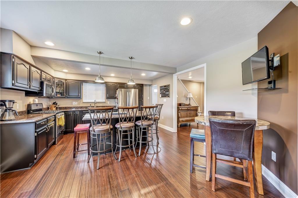 61 Glenn Way McKees Rocks, PA 15136 - Photo 12 of 25 Gallery Image 12