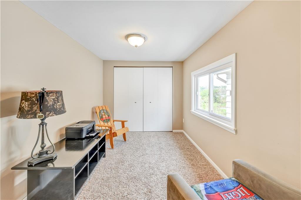 61 Glenn Way McKees Rocks, PA 15136 - Photo 20 of 25 Gallery Image 20