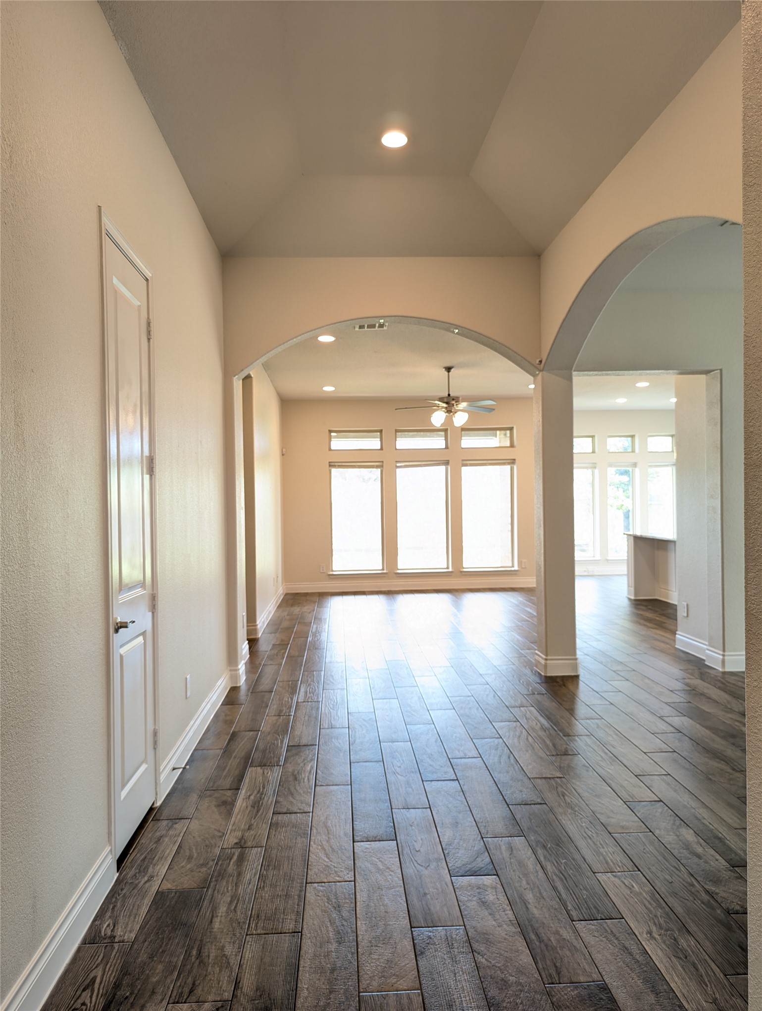 2043 Blackhawk Ridge Lane Manvel, TX 77578 - Photo 12 of 45