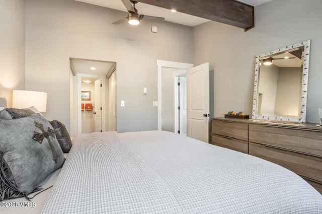 $2,500,000 | 4682 Meadow Drive, Unit E18, Vail, CO 81657