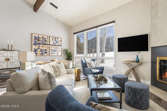 $2,500,000 | 4682 Meadow Drive, Unit E18, Vail, CO 81657
