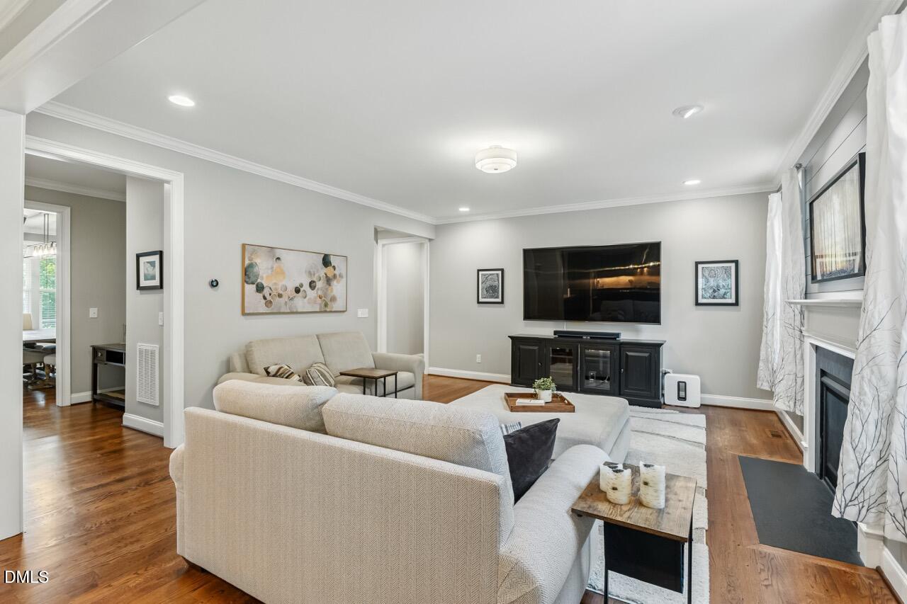 1604 Yates Wheel Way Raleigh, NC 27606 - Photo 11 of 50 Gallery Image 11