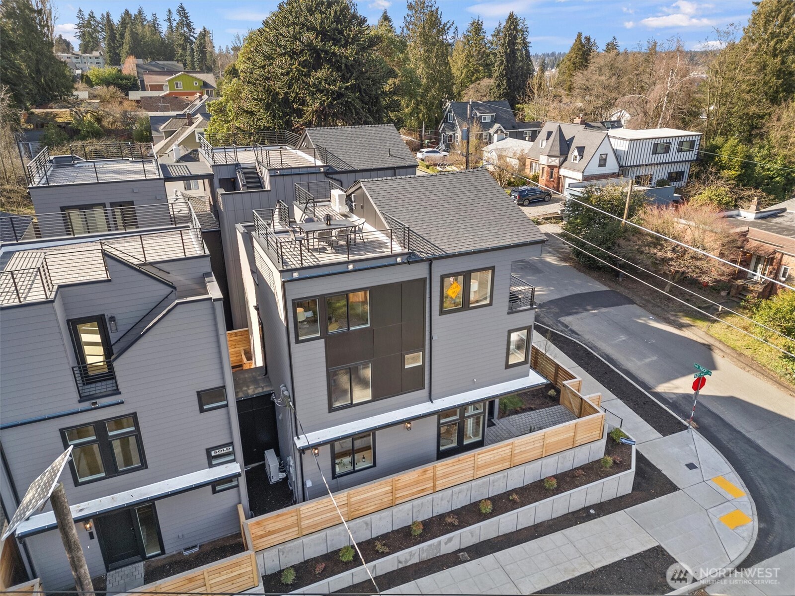 1261 Northeast 100th Street Seattle, WA 98115 - Photo 37 of 40