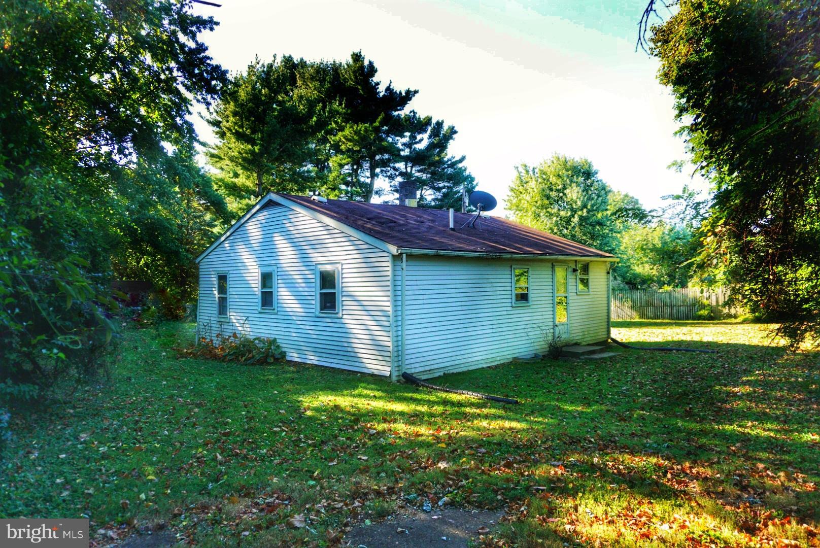 1812 Conowingo Road Forest Hill, MD 21050 - Photo 19 of 21 a view of a backyard of the house